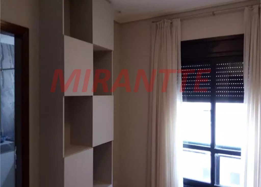 Apartamento de 220m² com 3 quartos em Santana