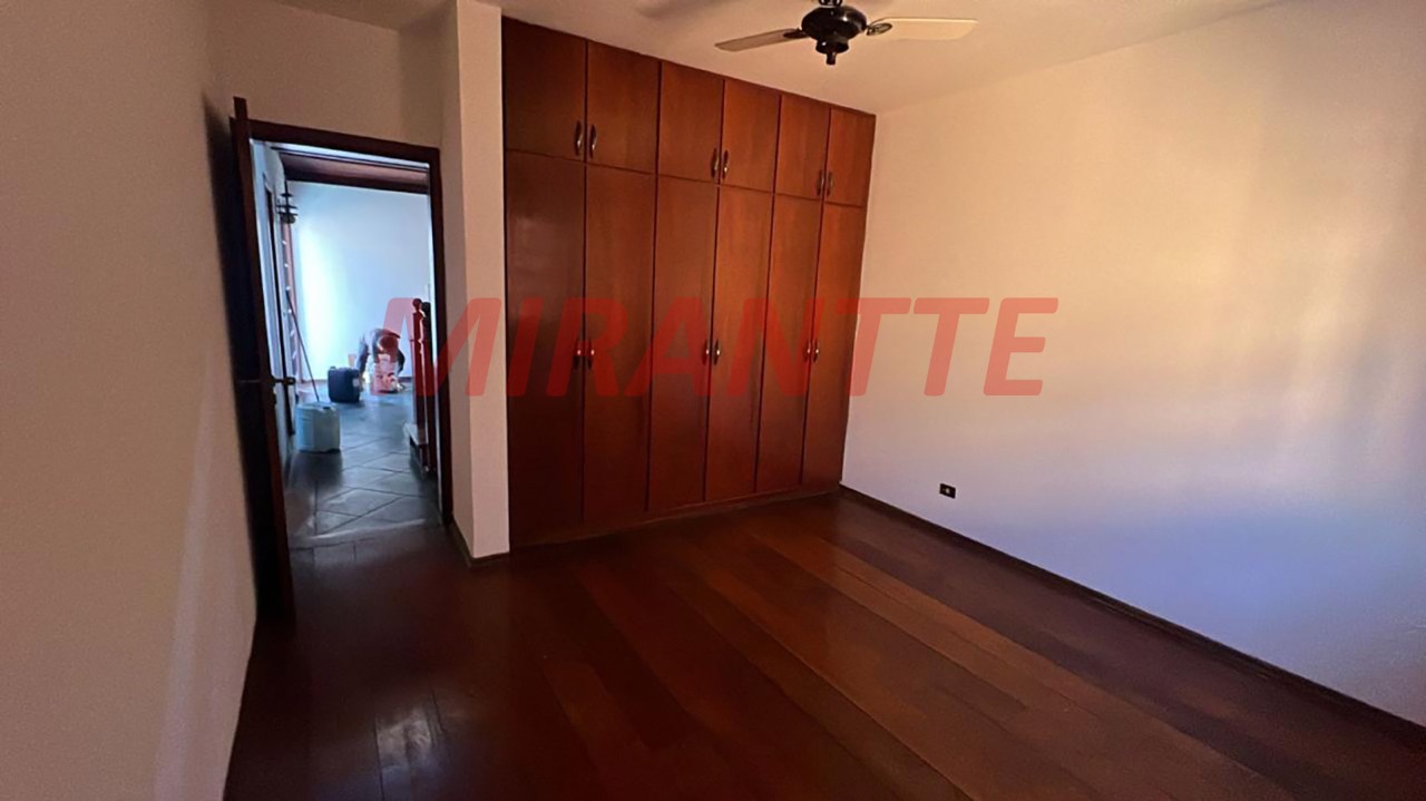 Sobrado de 267m² com 3 quartos em Parada Inglesa