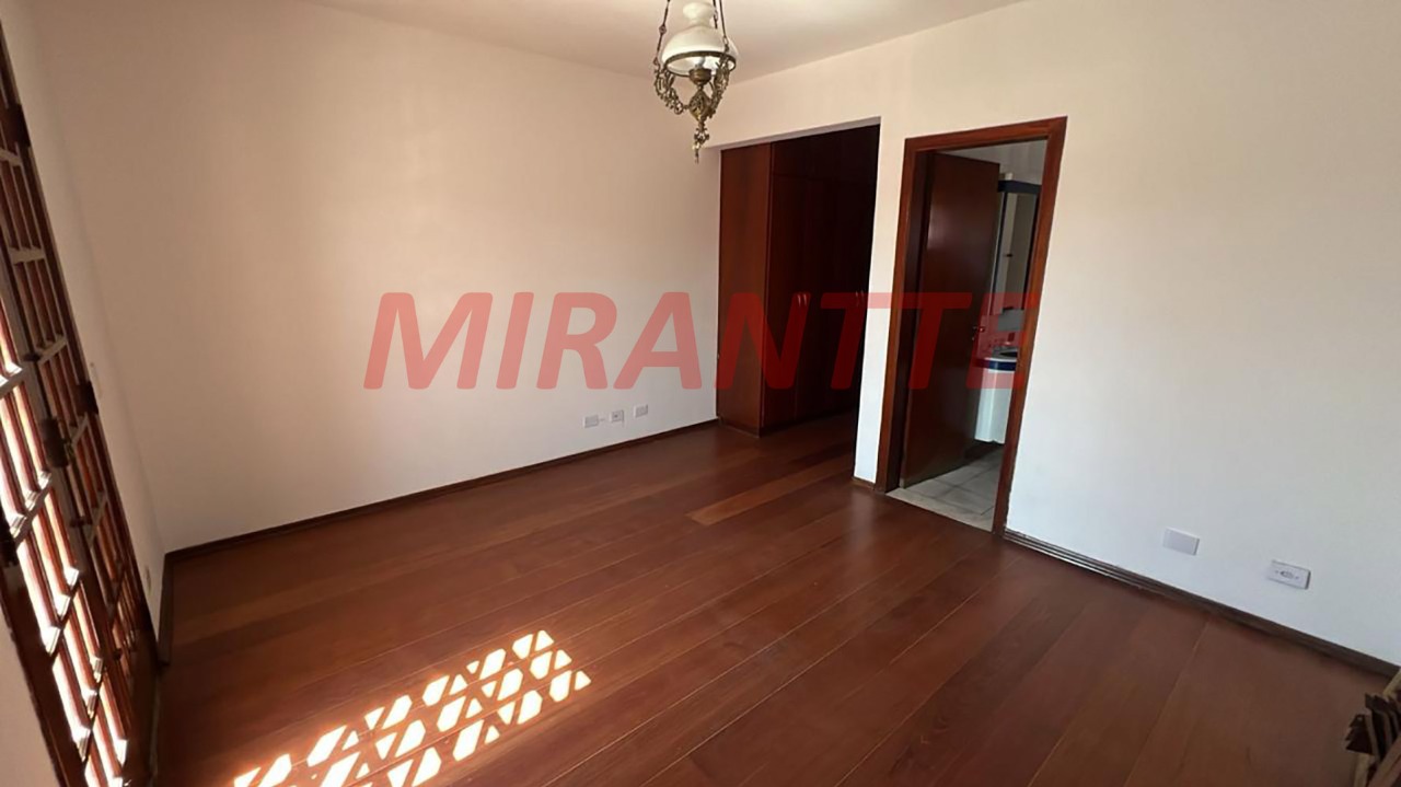 Sobrado de 267m² com 3 quartos em Parada Inglesa
