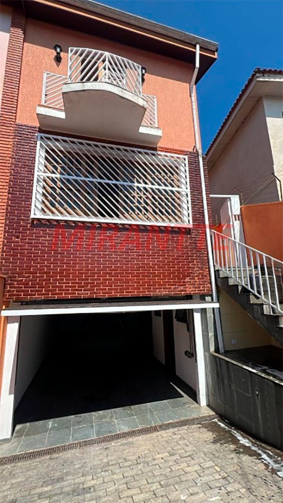 Sobrado de 267m² com 3 quartos em Parada Inglesa