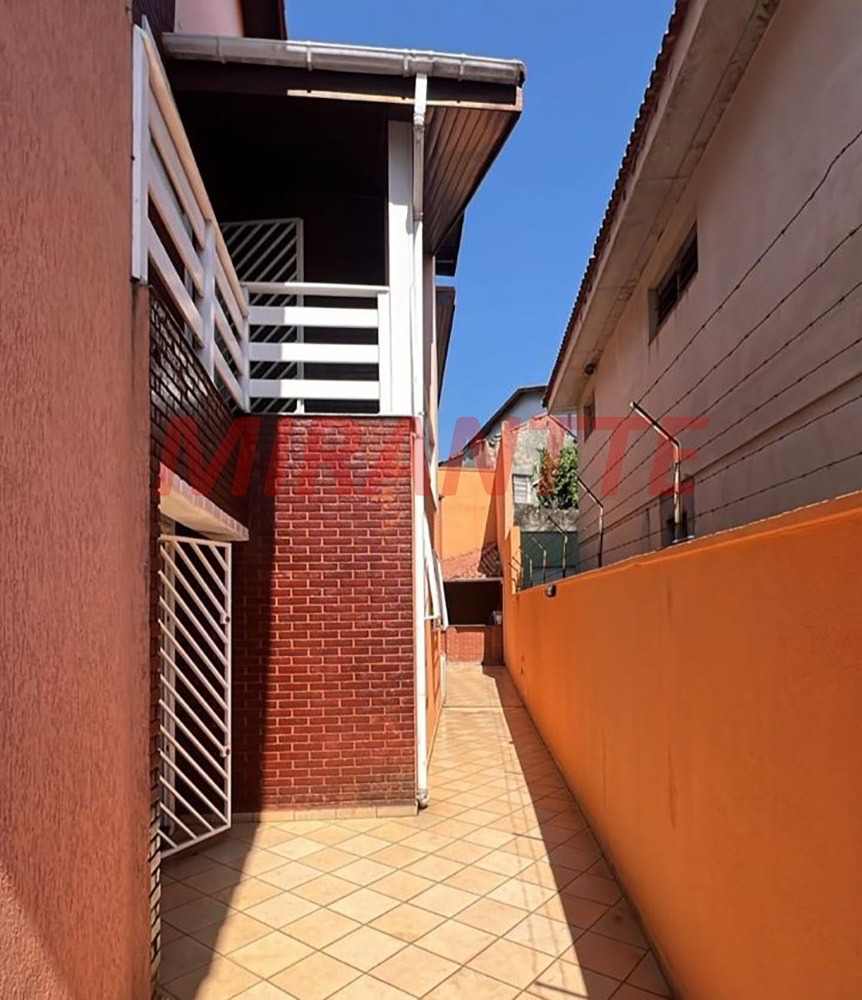 Sobrado de 267m² com 3 quartos em Parada Inglesa