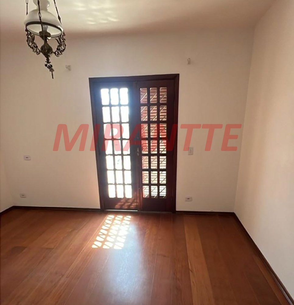 Sobrado de 267m² com 3 quartos em Parada Inglesa