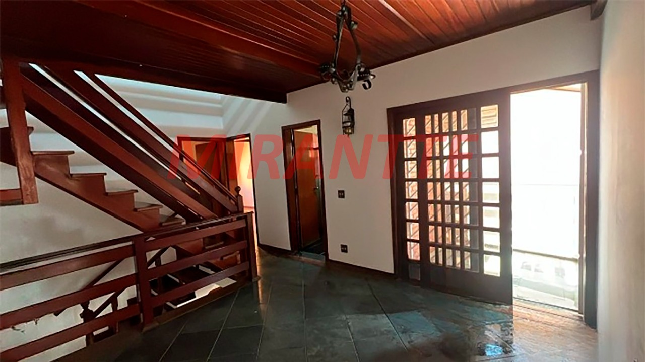 Sobrado de 267m² com 3 quartos em Parada Inglesa
