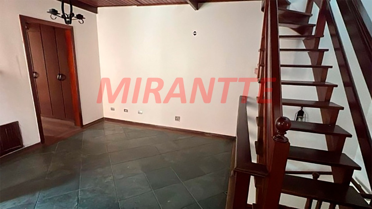 Sobrado de 267m² com 3 quartos em Parada Inglesa