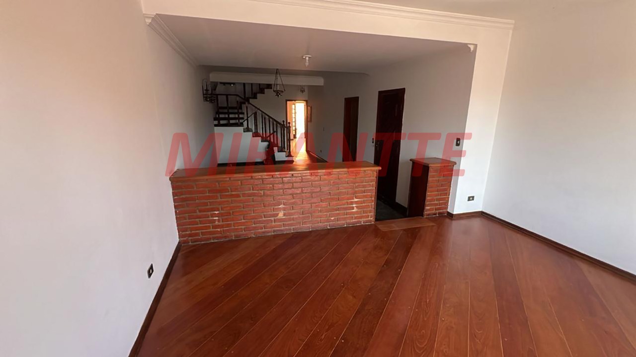Sobrado de 267m² com 3 quartos em Parada Inglesa