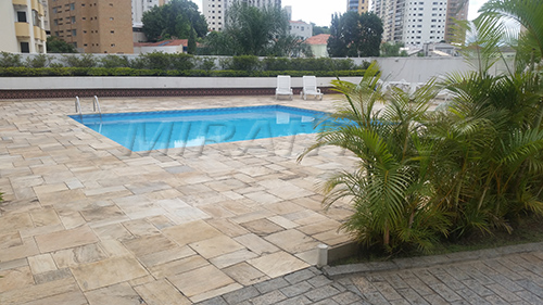Apartamento de 189m² com 4 quartos em Água Fria