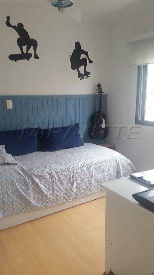 Apartamento de 189m² com 4 quartos em Água Fria