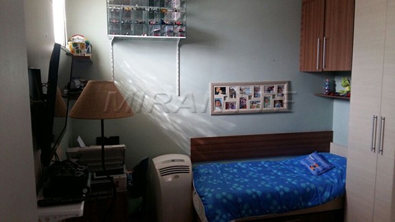 Cond. fechado de 147m² com 3 quartos em Tremembe