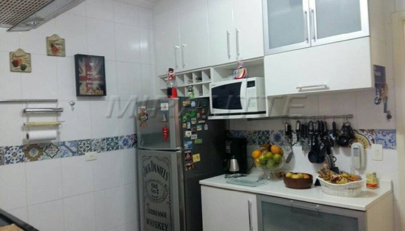 Cond. fechado de 147m² com 3 quartos em Tremembe