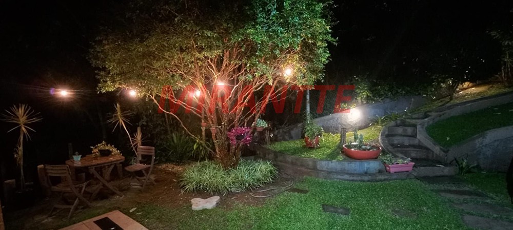 Sobrado de 428m² com 4 quartos em Serra da Cantareira