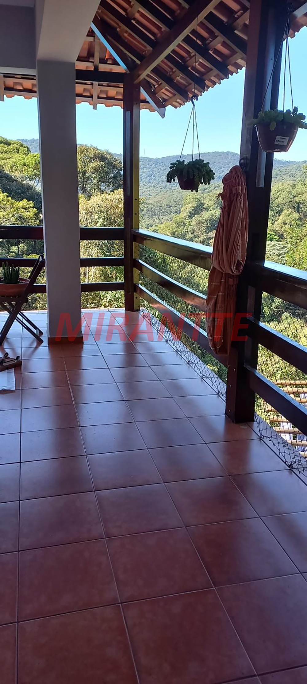 Sobrado de 428m² com 4 quartos em Serra da Cantareira