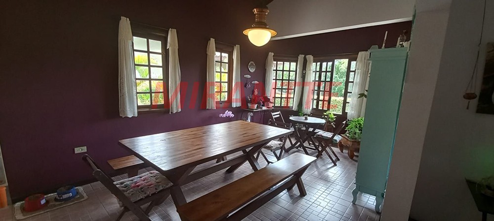 Sobrado de 428m² com 4 quartos em Serra da Cantareira