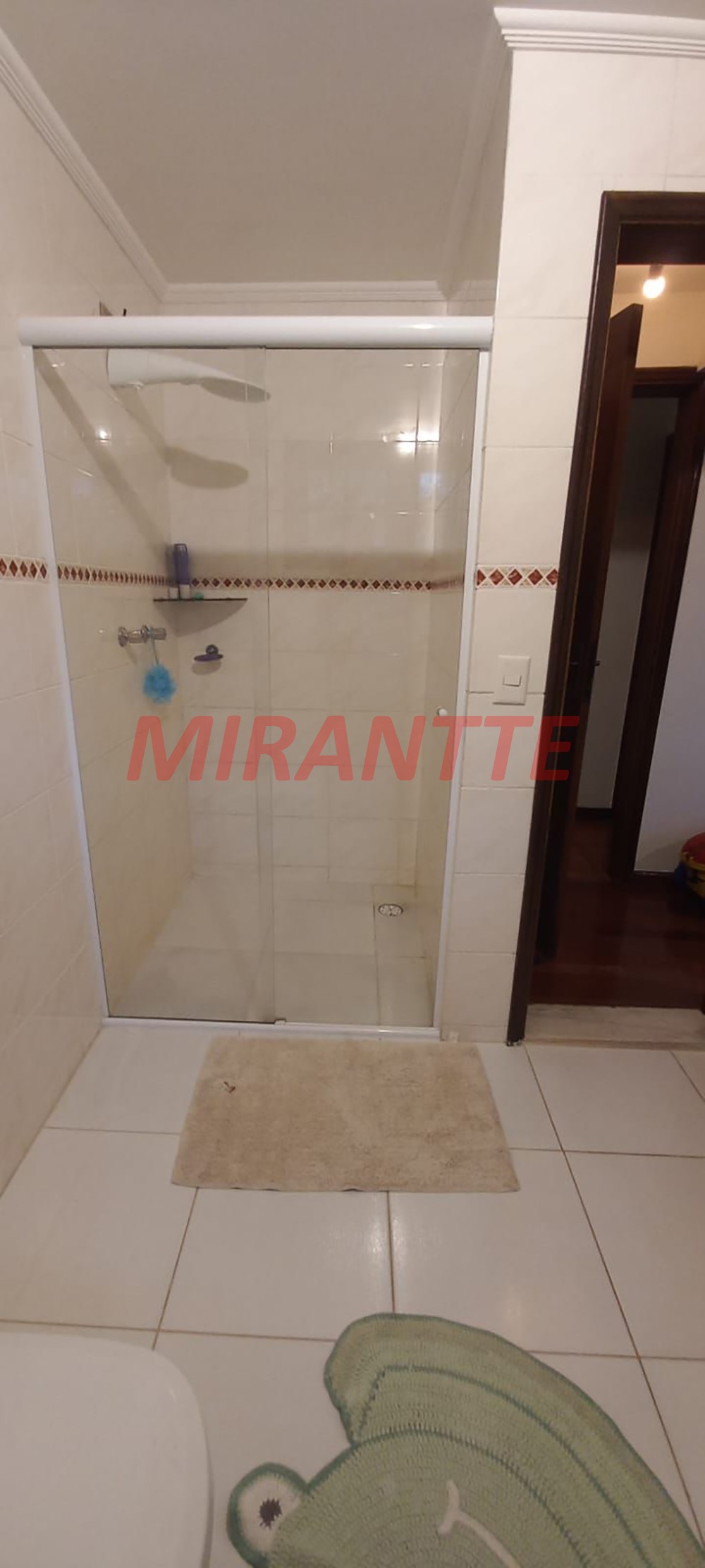 Sobrado de 428m² com 4 quartos em Serra da Cantareira