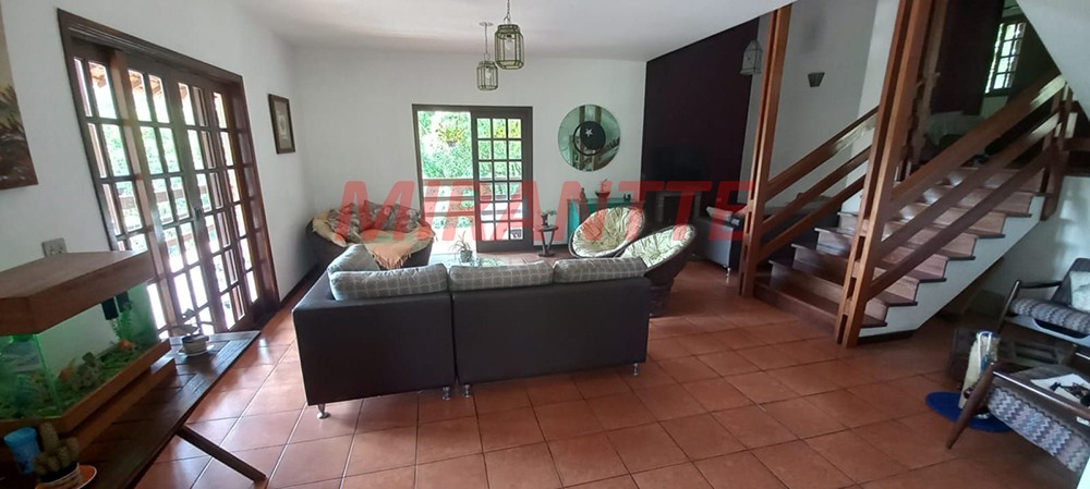 Sobrado de 428m² com 4 quartos em Serra da Cantareira