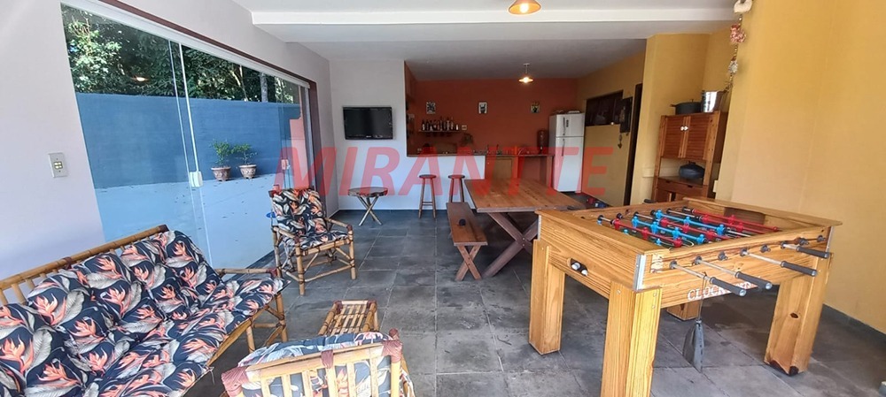 Sobrado de 428m² com 4 quartos em Serra da Cantareira