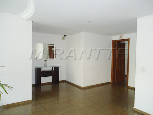 Apartamento de 860m² com 3 quartos em Jardim São Bento