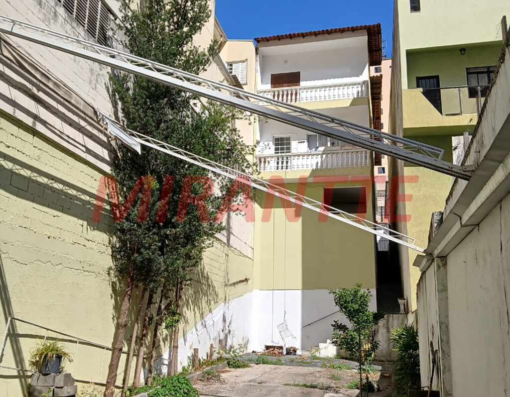 Sobrado de 351m² com 3 quartos em Chora Menino