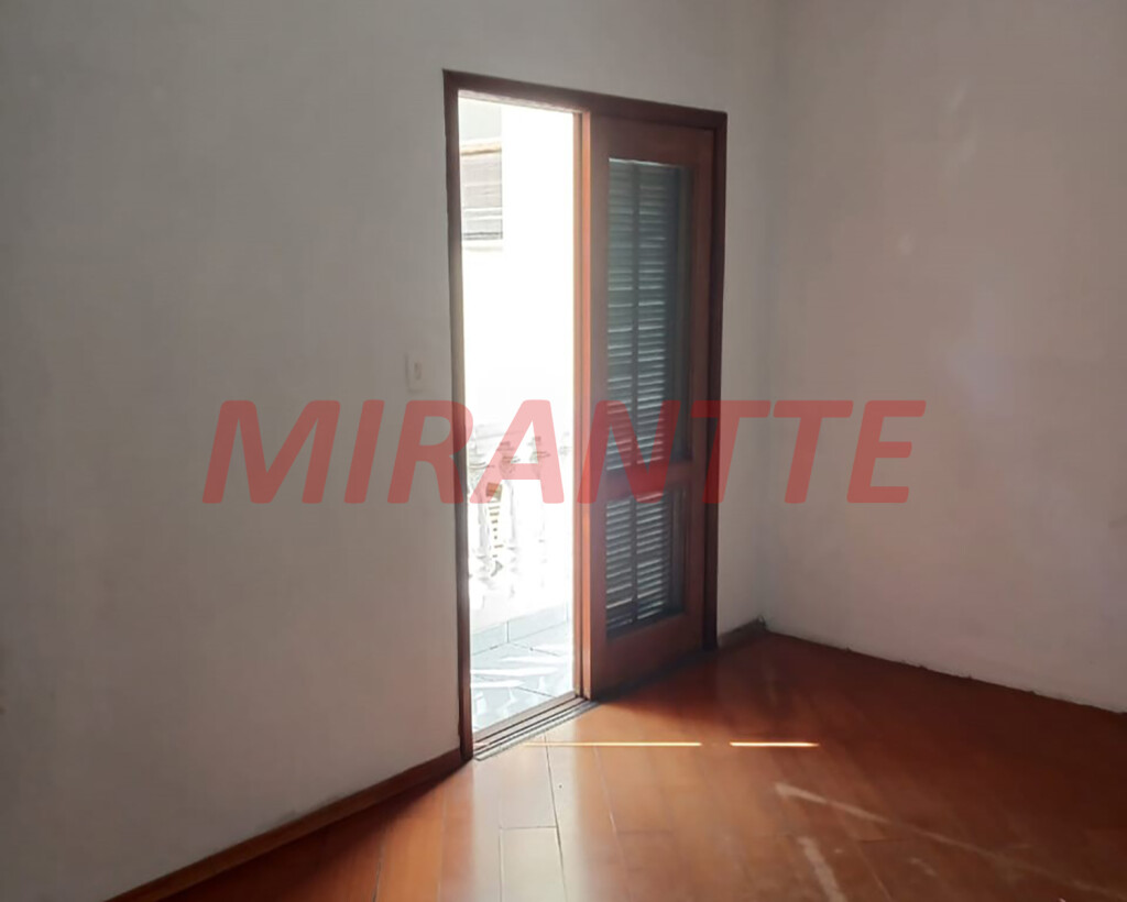 Sobrado de 351m² com 3 quartos em Chora Menino