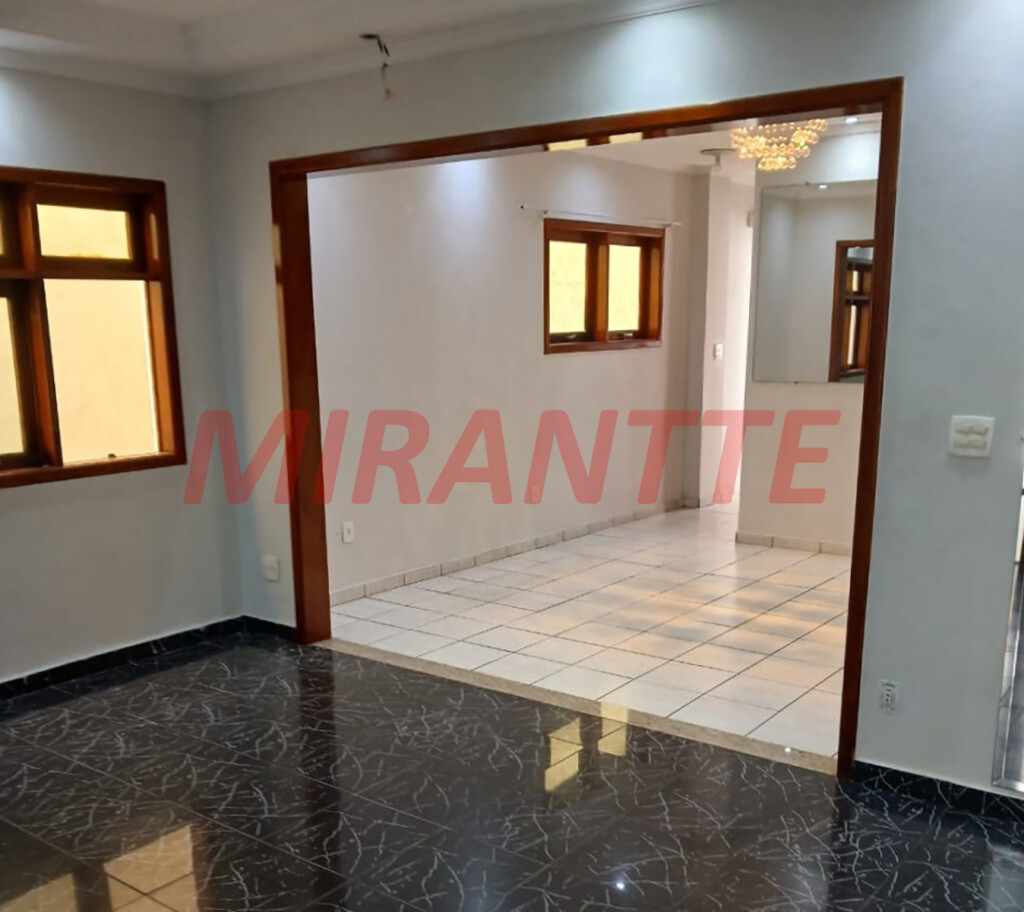 Sobrado de 351m² com 3 quartos em Chora Menino