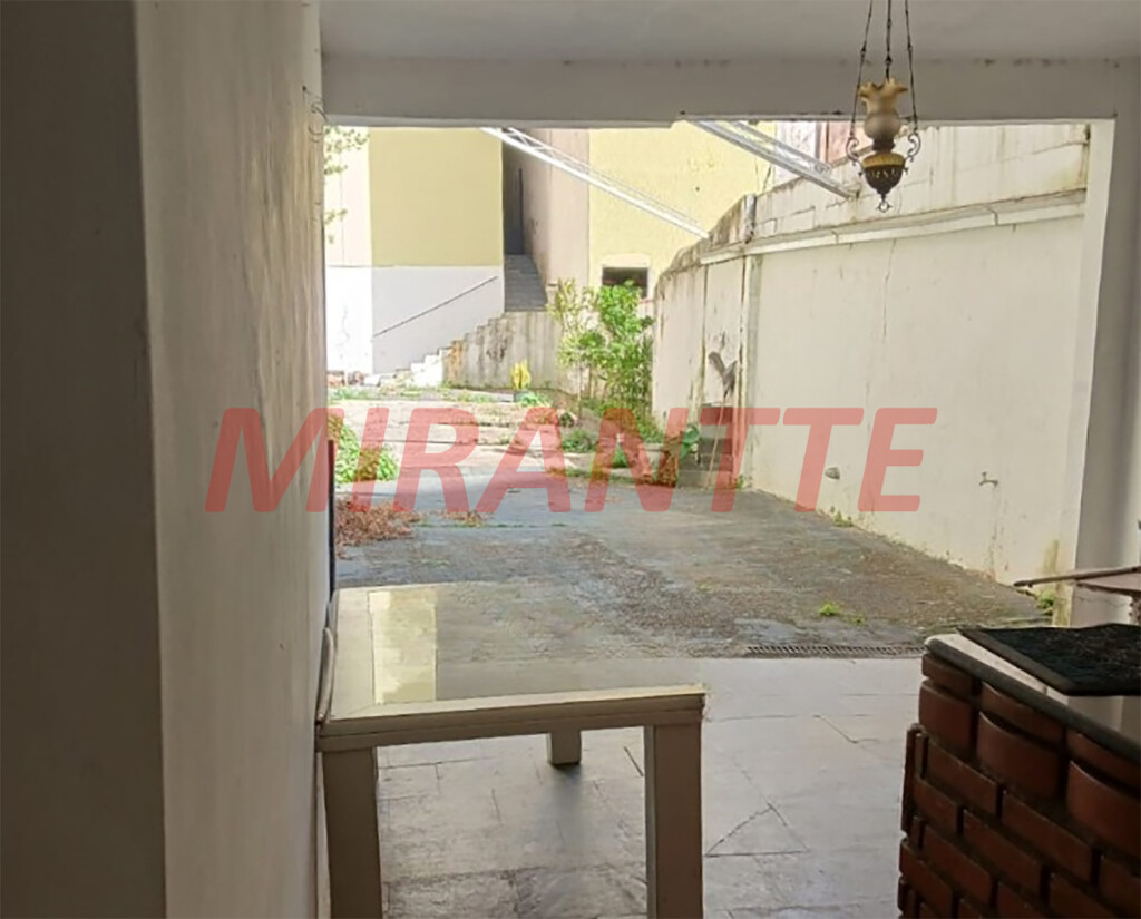 Sobrado de 351m² com 3 quartos em Chora Menino