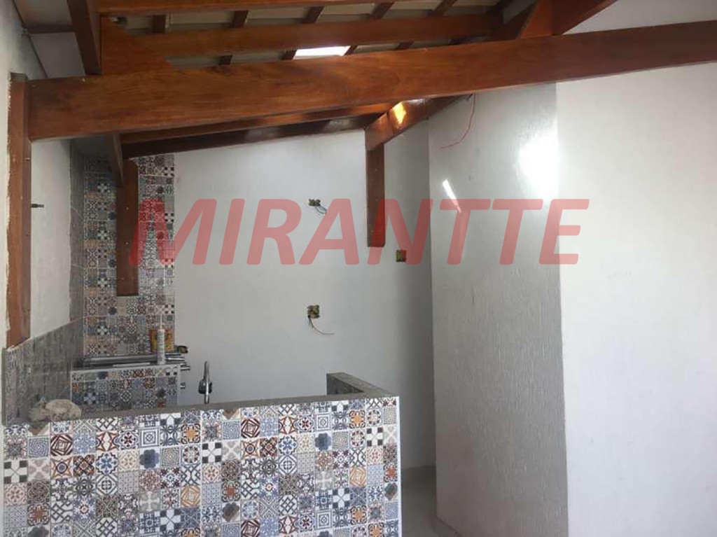 Sobrado de 100m² com 2 quartos em Santana