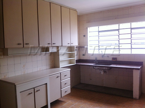 Sobrado de 210m² com 3 quartos em Santana