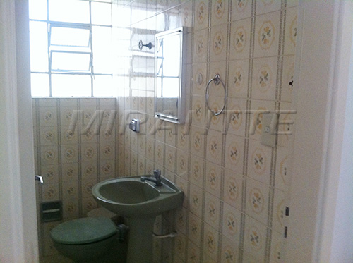 Sobrado de 210m² com 3 quartos em Santana
