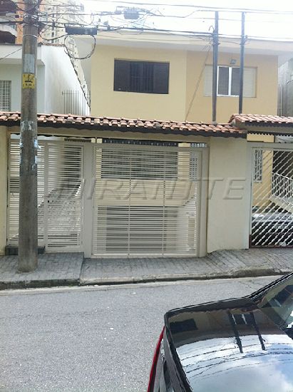 Sobrado de 210m² com 3 quartos em Santana
