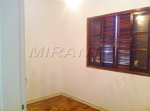 Sobrado de 210m² com 3 quartos em Santana