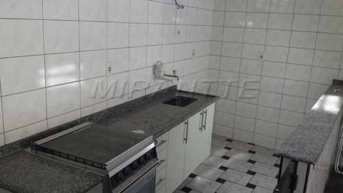 Sobrado de 144m² com 3 quartos em Jardim Bibi