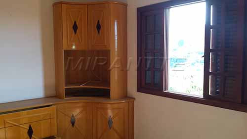 Sobrado de 144m² com 3 quartos em Jardim Bibi