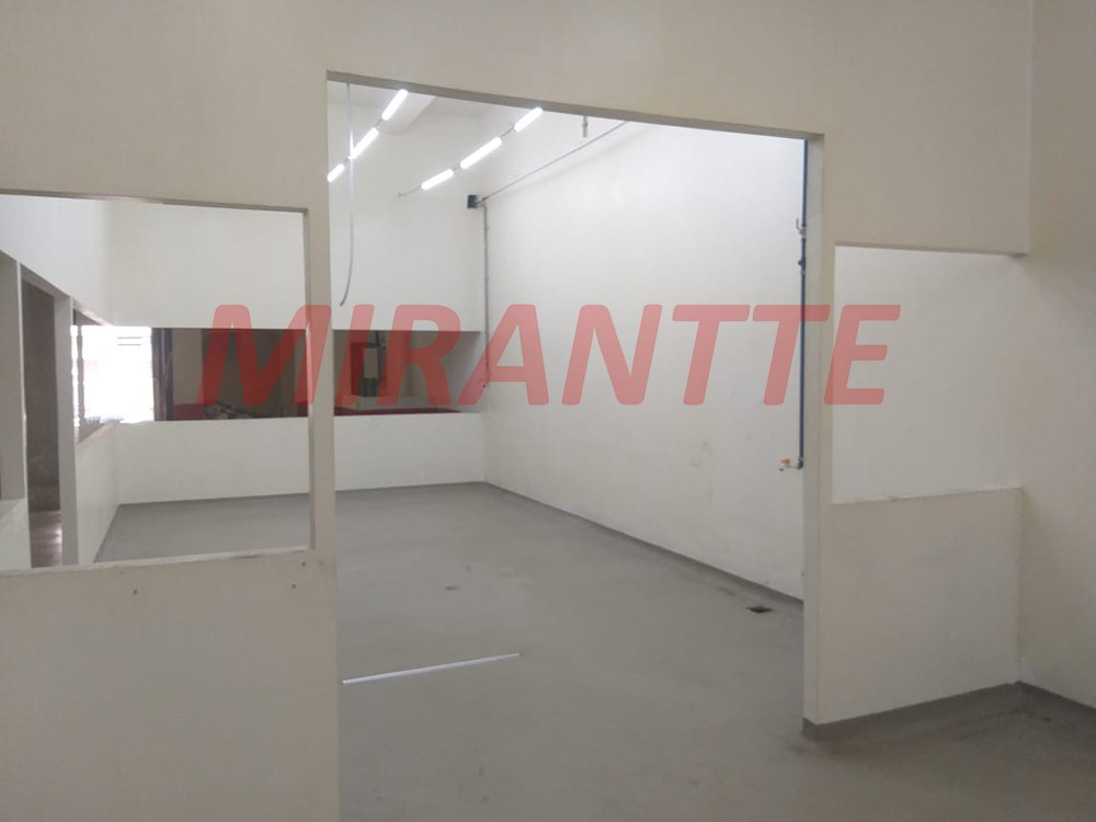 Comercial de 466m² em Santana