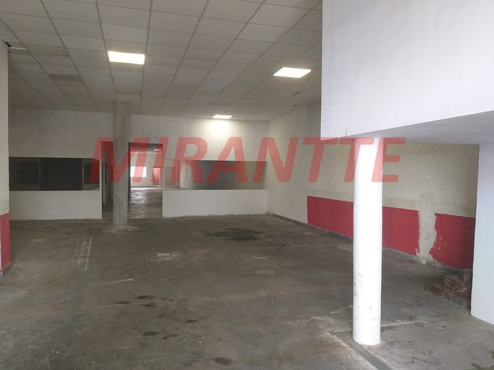 Comercial de 466m² em Santana
