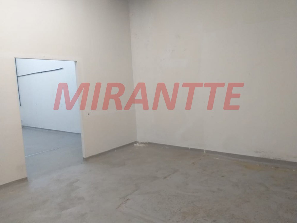 Comercial de 466m² em Santana
