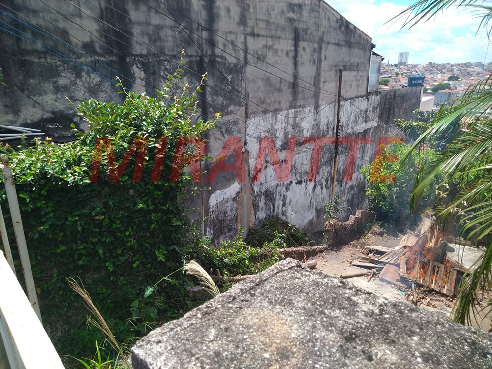 Terreno de 678m² em Vila Constança