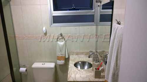 Apartamento de 65m² com 2 quartos em Jardim Ana Maria