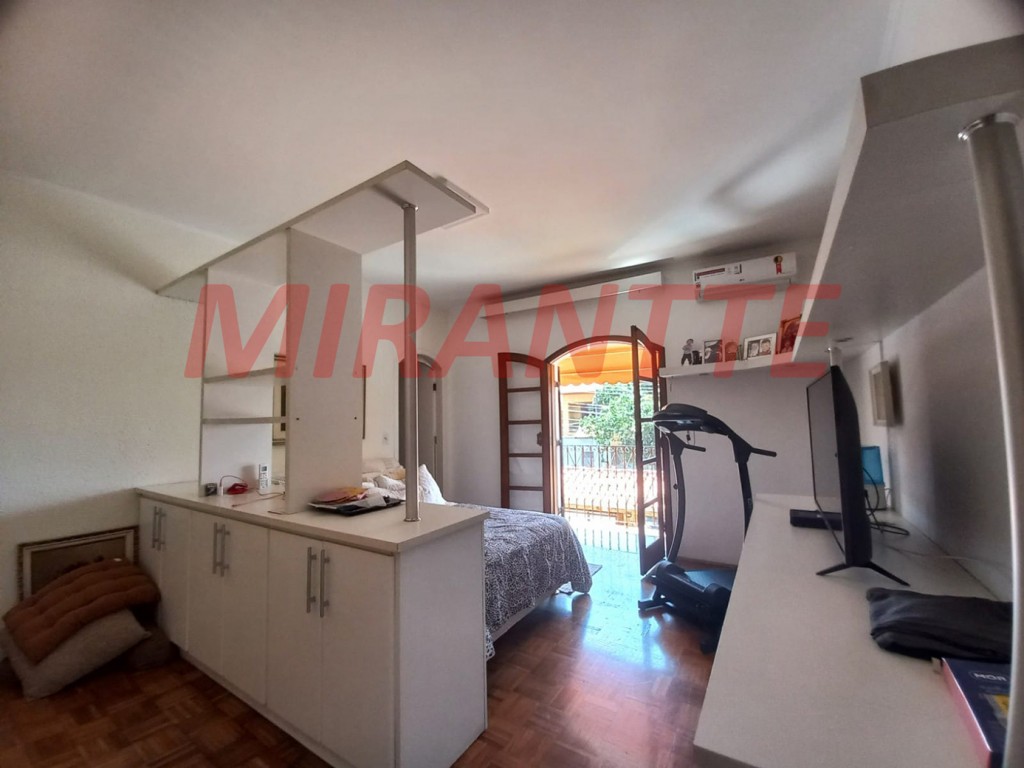 Sobrado de 290m² com 3 quartos em Tremembe