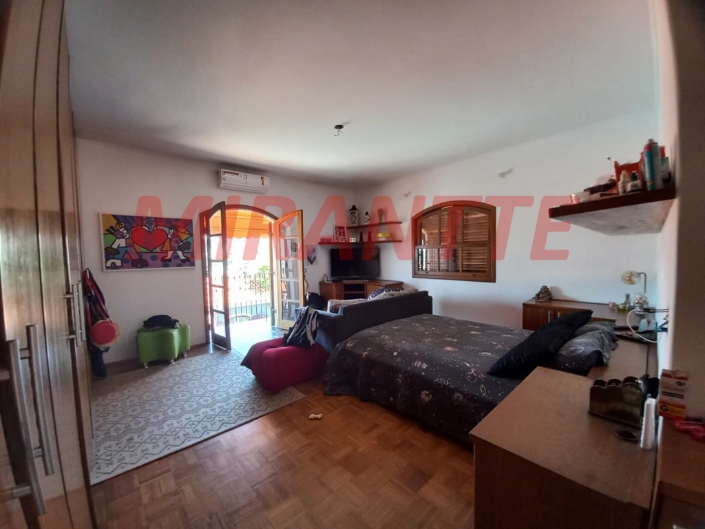 Sobrado de 290m² com 3 quartos em Tremembe