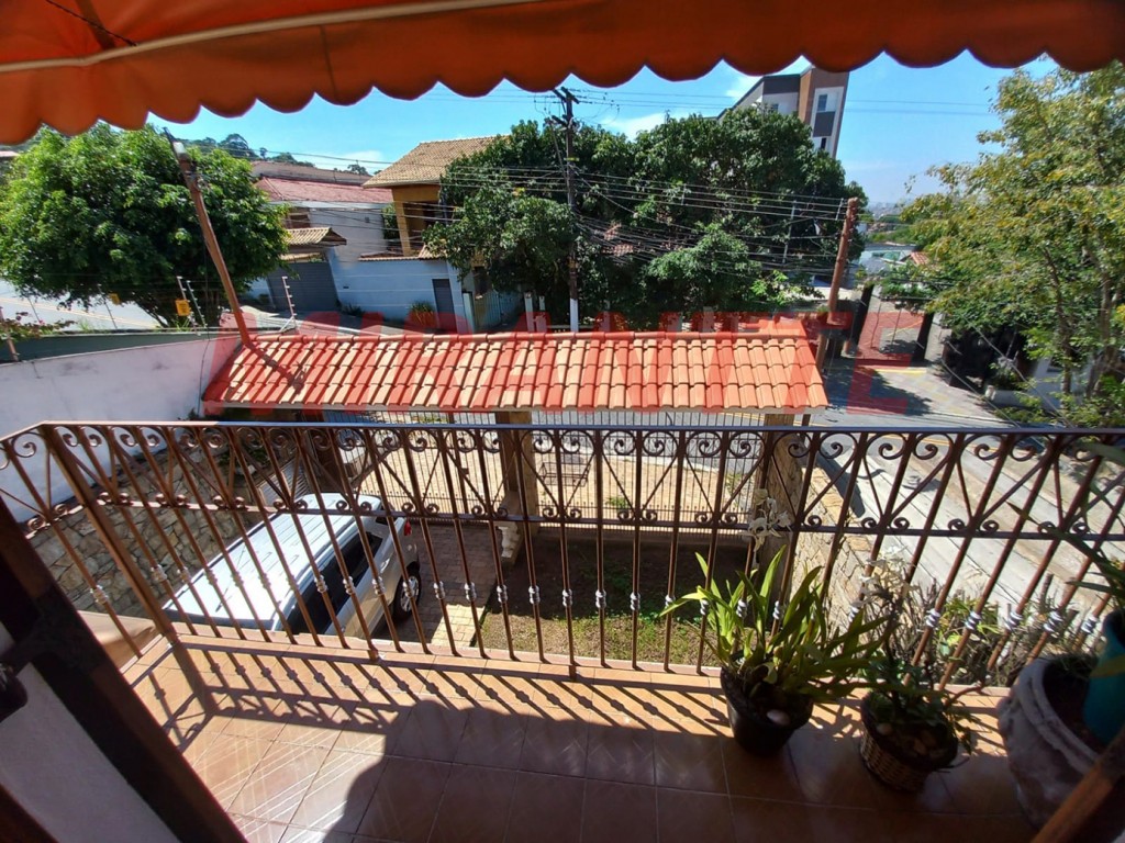 Sobrado de 290m² com 3 quartos em Tremembe