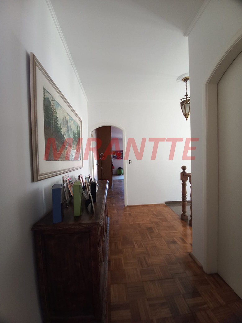 Sobrado de 290m² com 3 quartos em Tremembe