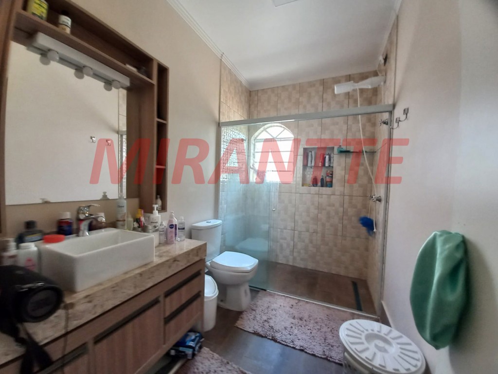Sobrado de 290m² com 3 quartos em Tremembe