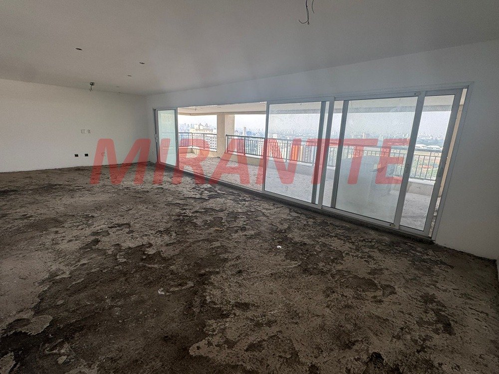 Apartamento de 297m² com 4 quartos em Santana