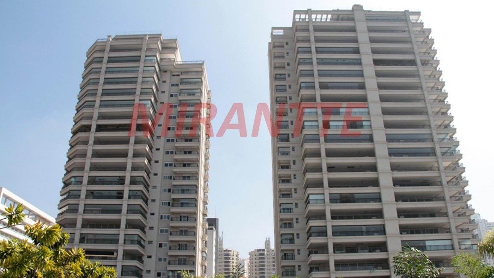 Apartamento de 297m² com 4 quartos em Santana