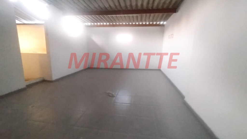 Comercial de 320m² com 4 quartos em Vila Mazzei