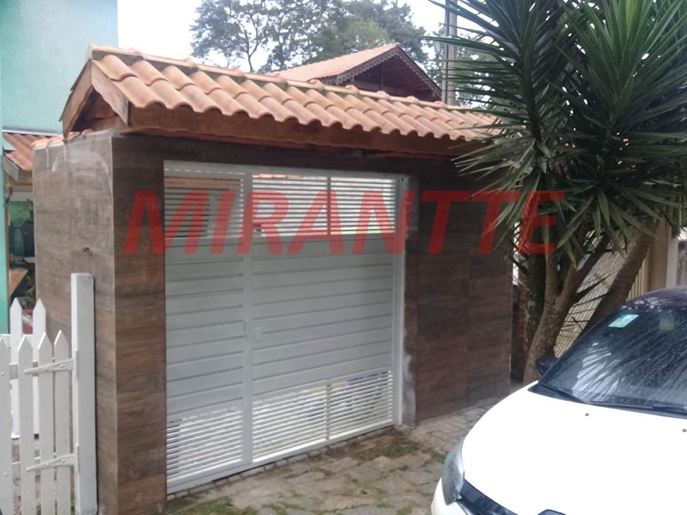 Sobrado de 200m² com 3 quartos em Serra da Cantareira