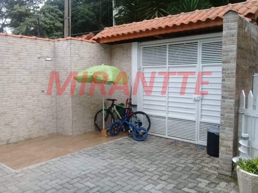 Sobrado de 200m² com 3 quartos em Serra da Cantareira