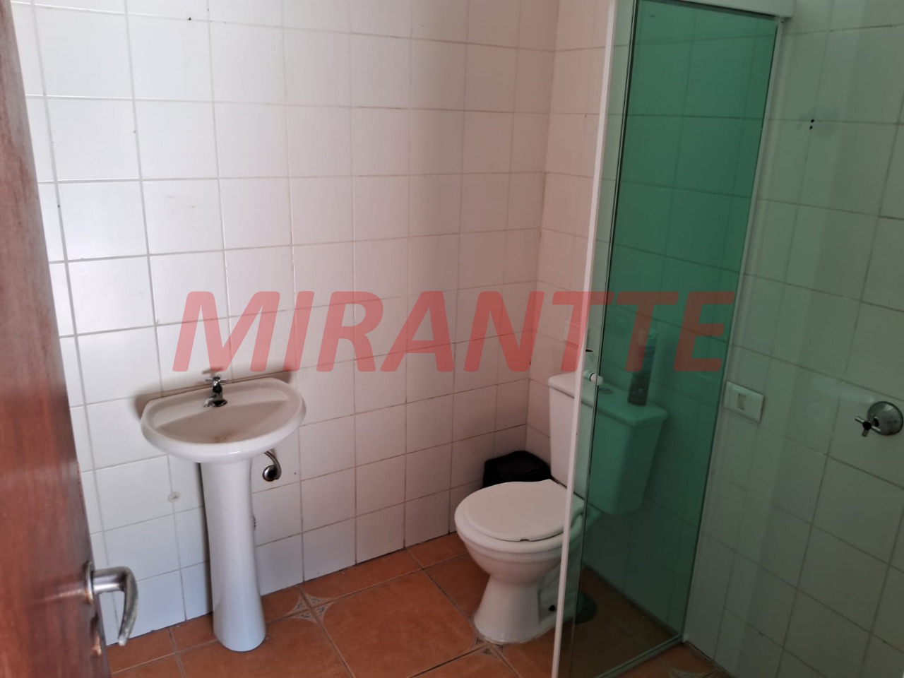 Cond. fechado de 300m² com 6 quartos em Pedra Branca