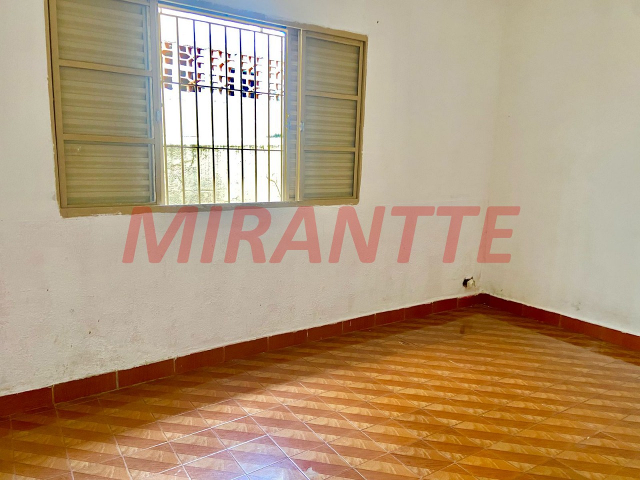 Casa terrea de 254m² com 4 quartos em Casa Verde Alta
