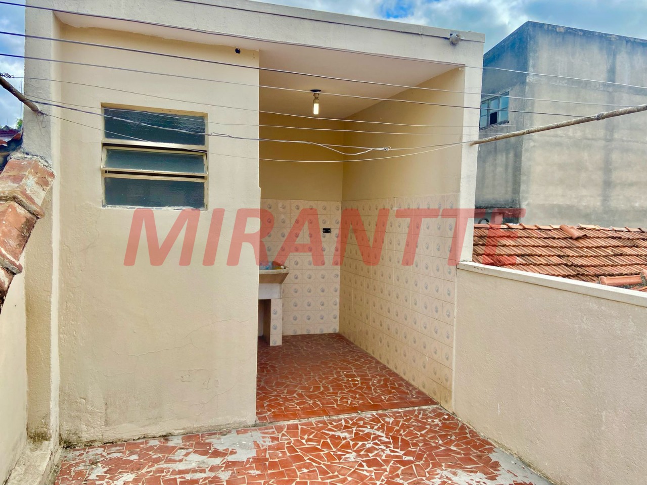 Casa terrea de 254m² com 4 quartos em Casa Verde Alta