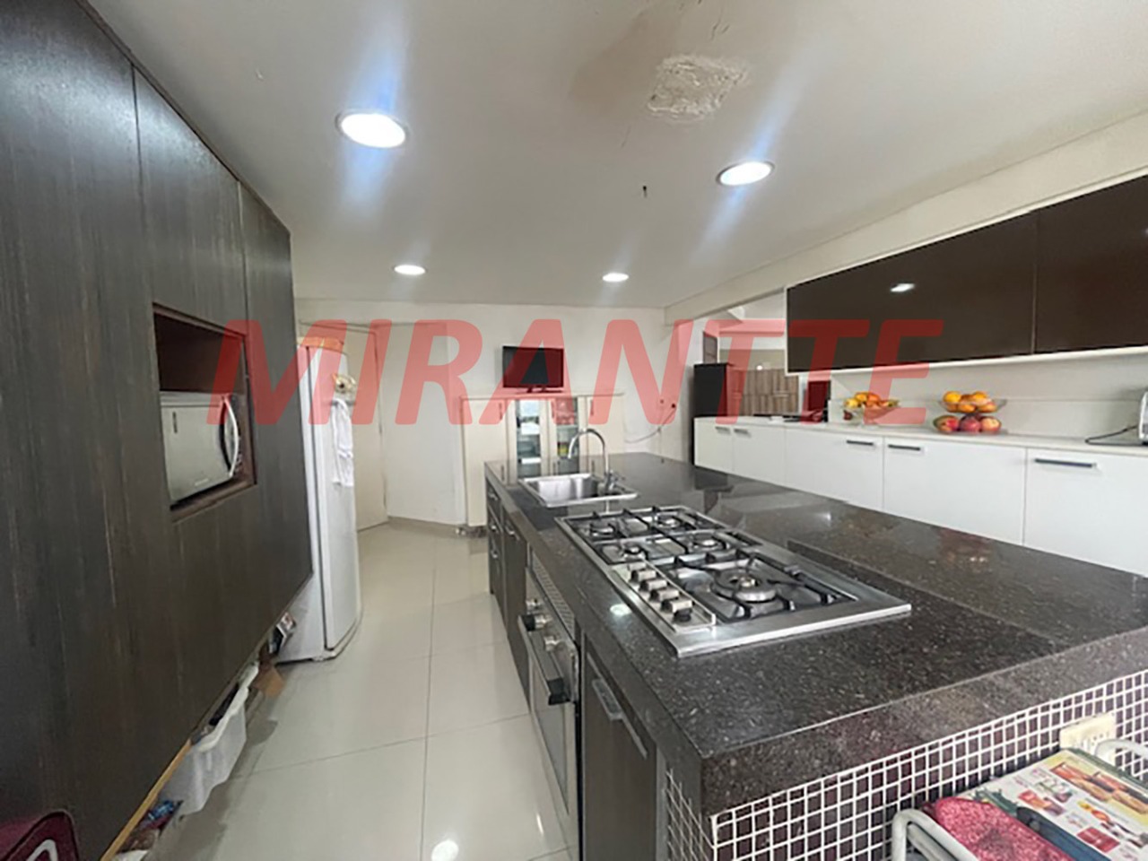 Cobertura de 190m² com 4 quartos em Santana